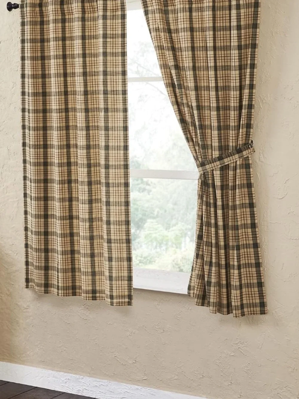 Cider Mills Plaid 63” Curtain Panel